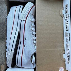 Converse Unisex Chuck Taylor All Star Low Top Sneaker White Men's size 10